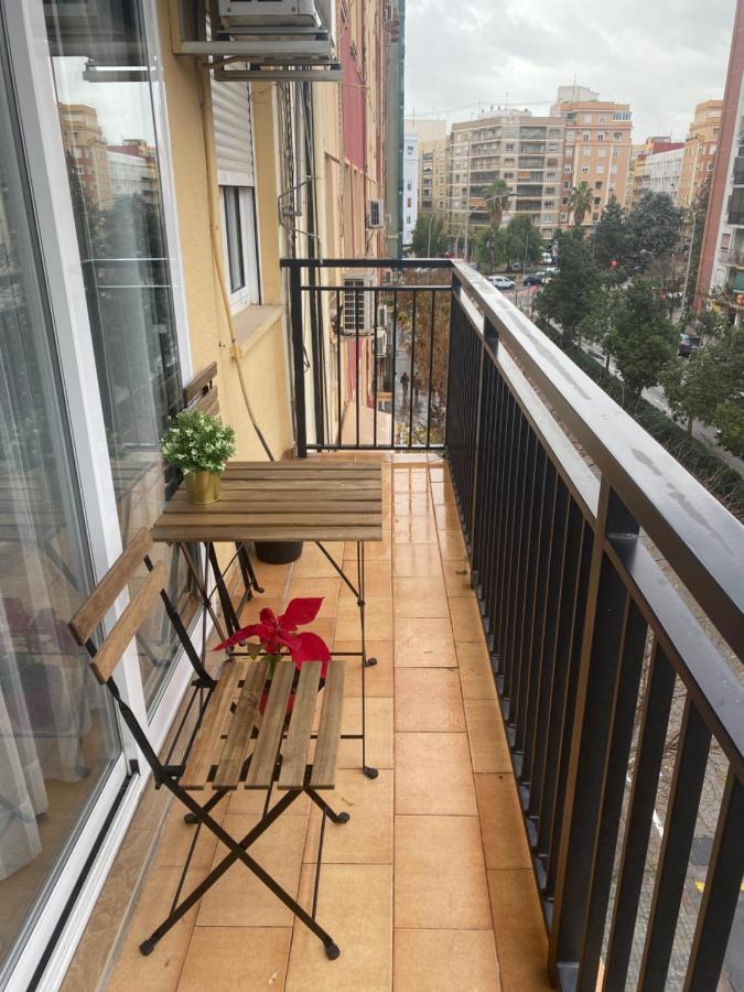 Apartamento Tres Forques Valencia Exterior foto